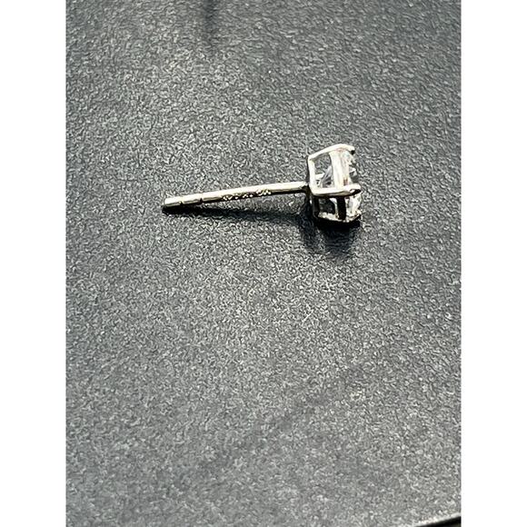 LM Signed 14k White Gold 4 Prong 5mm Round Stud Solitaire CZ Earrings - Picture 12 of 14